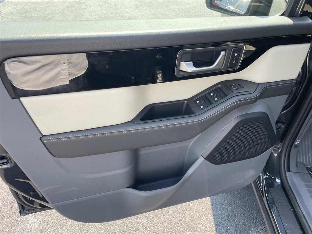 Used 2024 INEOS Grenadier image 15