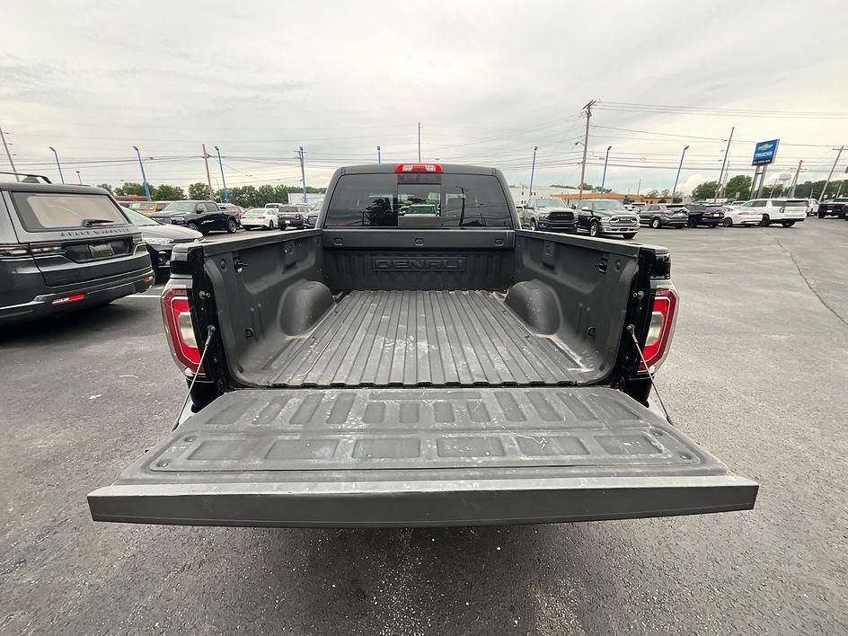 Used 2017 GMC Sierra 1500 Denali AWD/4WD image 8