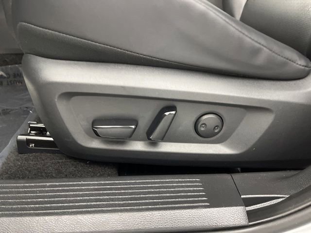 Used 2023 Nissan Rogue SV w/ SV Premium B Package image 34