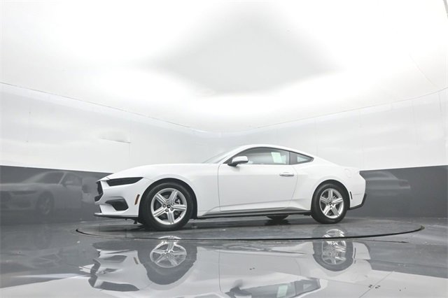 New 2026 Ford Mustang Coupe image 27