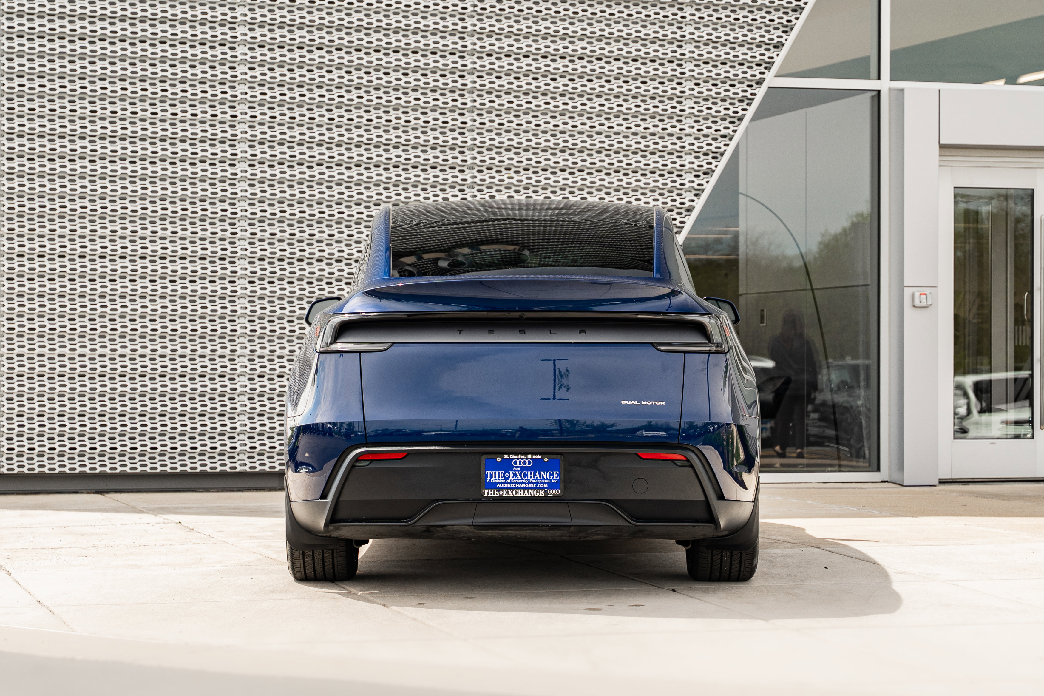 Used 2026 Tesla Model Y Long Range AWD/4WD image 29
