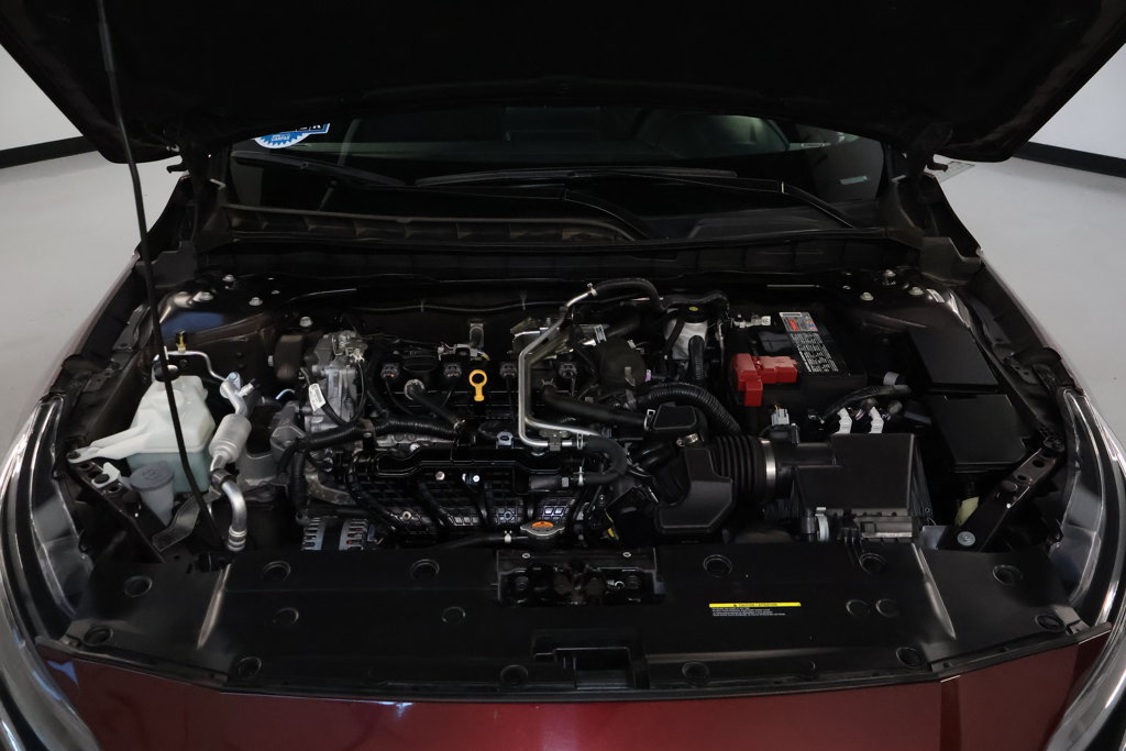 Used 2025 Nissan Altima 2.5 SV AWD/4WD image 33