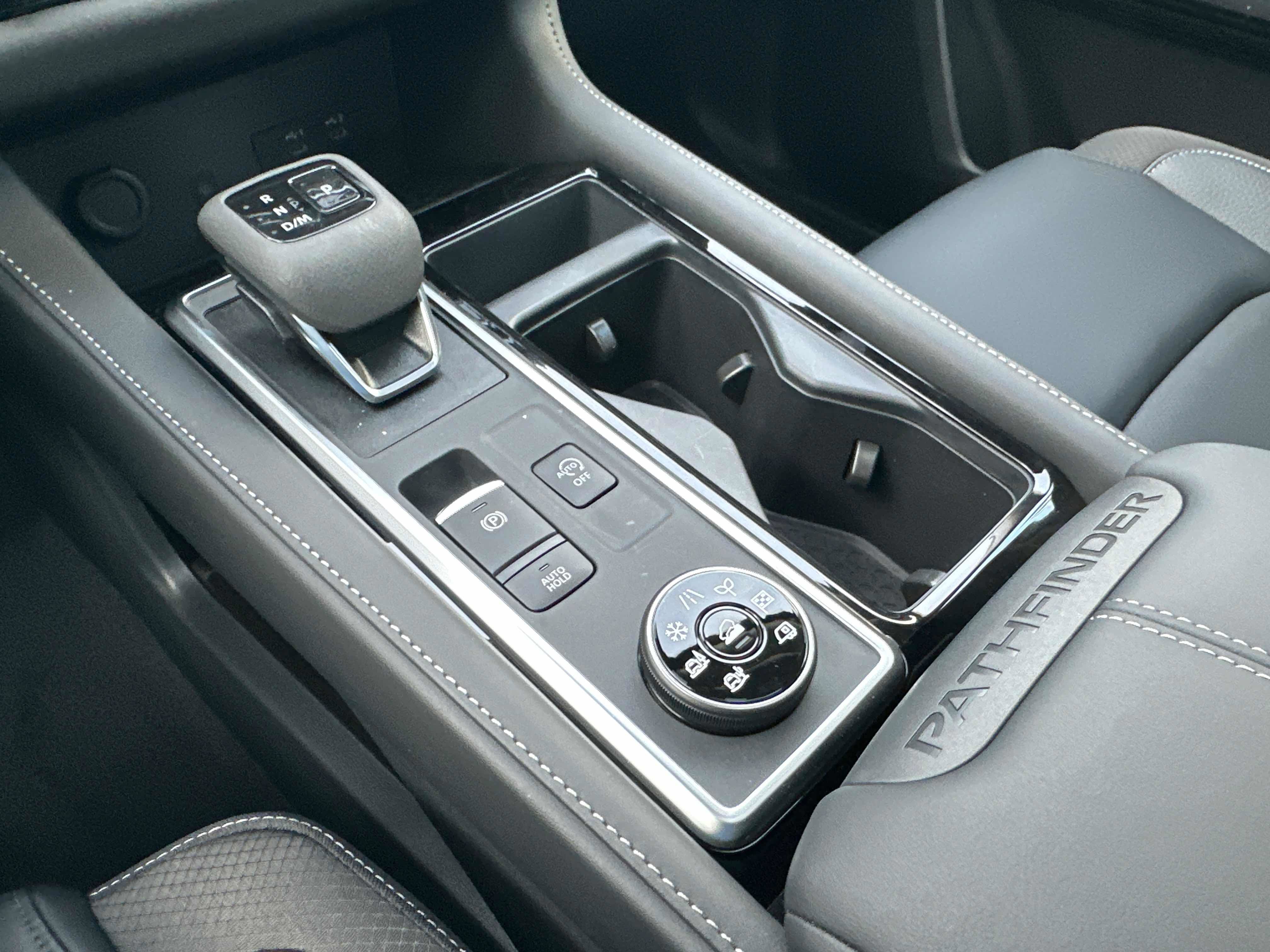 New 2026 Nissan Pathfinder SL AWD/4WD image 27