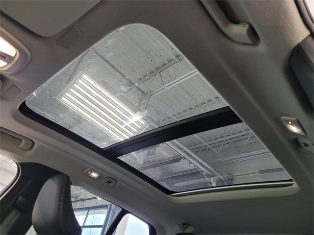 New 2026 Volvo XC40 B5 Core w/ Climate Package image 16