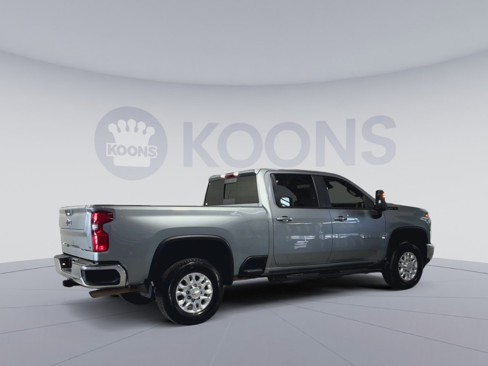 Used 2024 Chevrolet Silverado 2500 LT AWD/4WD image 11