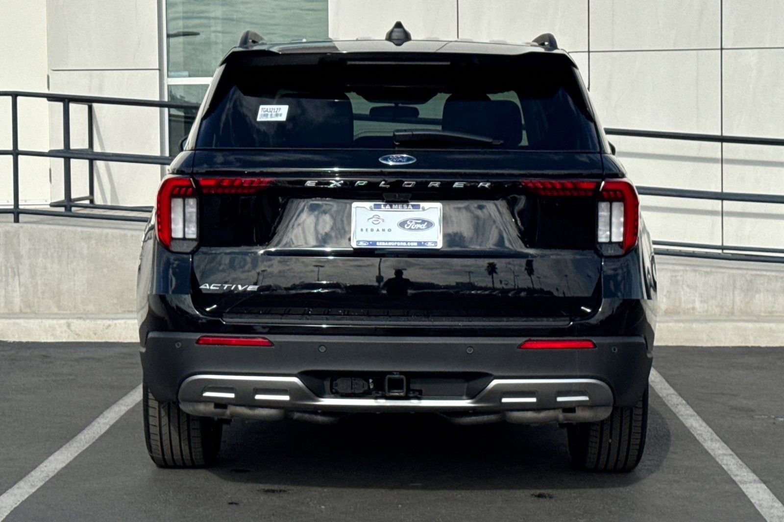 New 2026 Ford Explorer Active w/ Active Comfort Package image 4