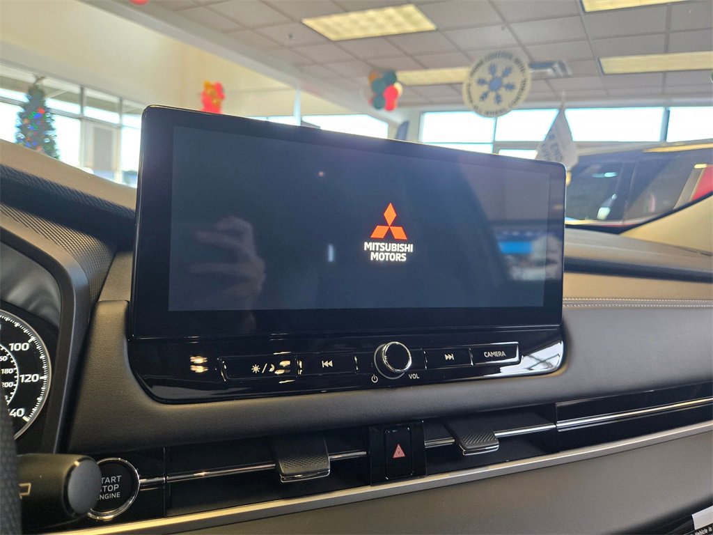 New 2026 Mitsubishi Outlander Trail Edition image 11