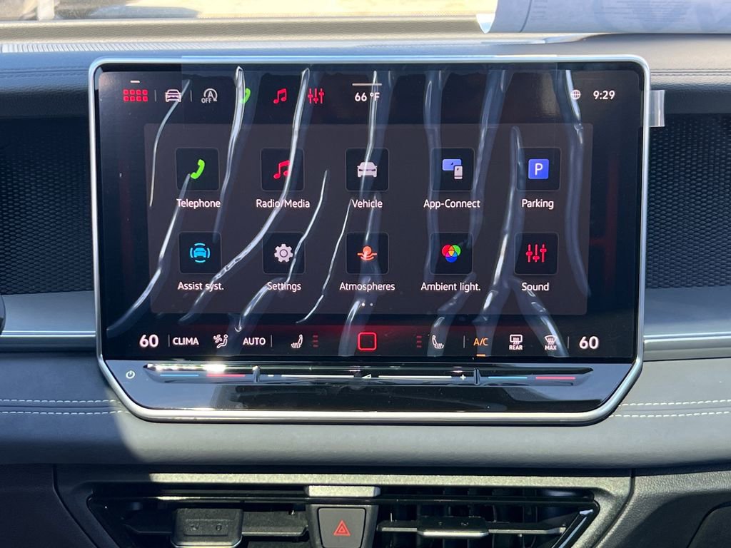 New 2026 Volkswagen Tiguan SE R-Line image 18