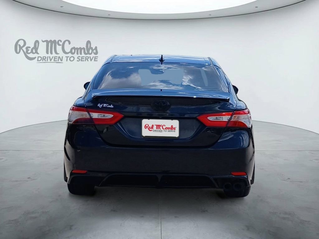 Used 2020 Toyota Camry SE FWD image 4