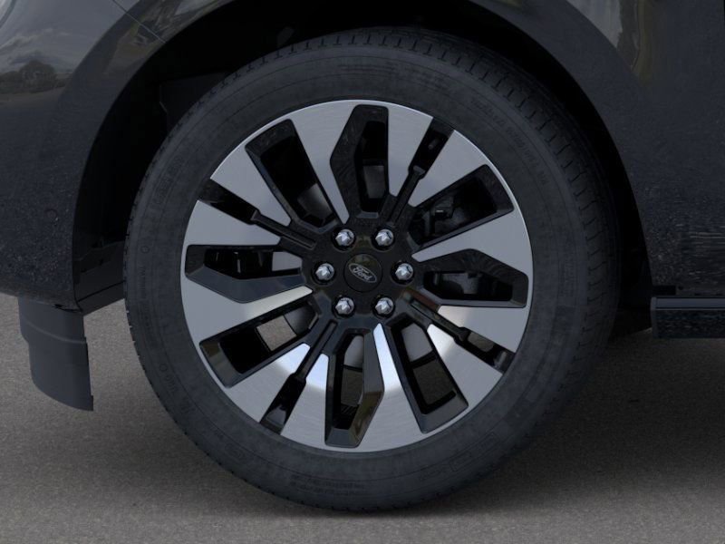 New 2026 Ford Expedition Max Platinum w/ Driver's Package image 19