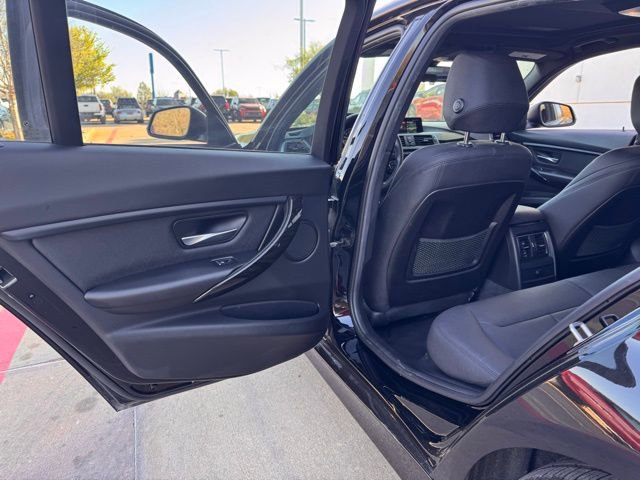 Used 2018 BMW 320i xDrive Sedan image 22