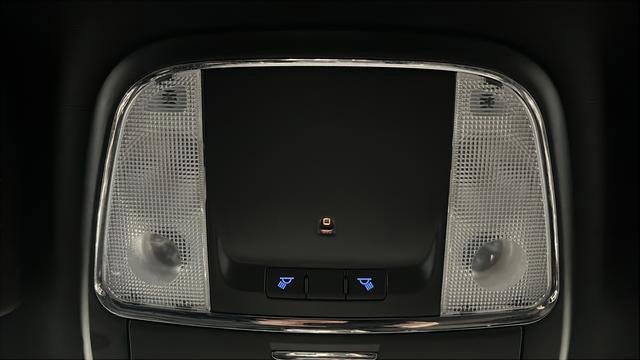 Used 2016 Jeep Grand Cherokee Laredo 75th Anniversary image 30