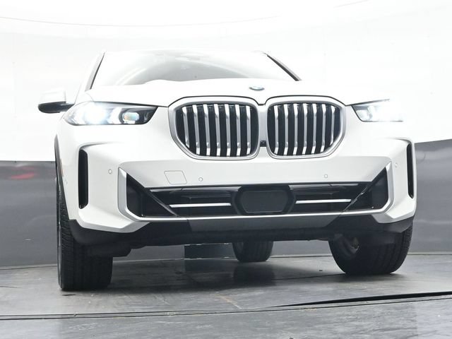 Certified 2026 BMW X5 xDrive40i w/ Premium Package AWD/4WD image 45
