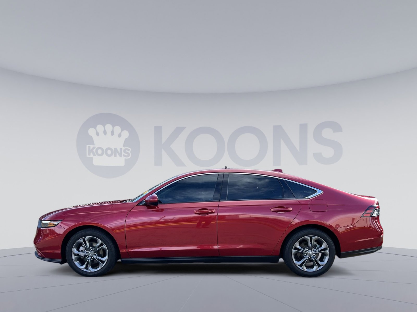 Used 2023 Honda Accord EX image 2