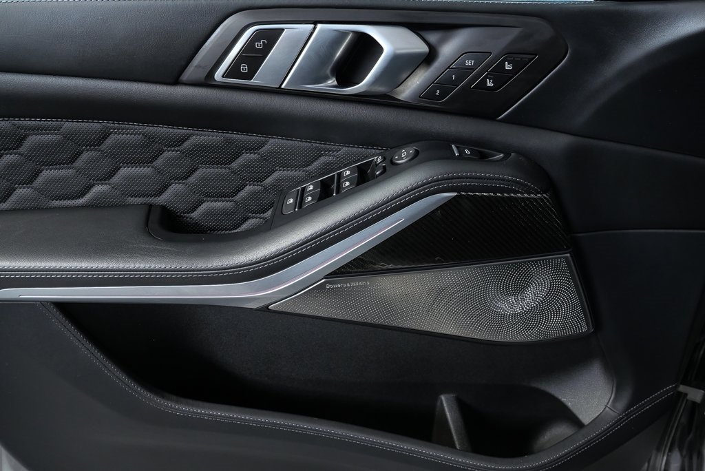 Used 2023 BMW X5 M w/ Competition Package image 6