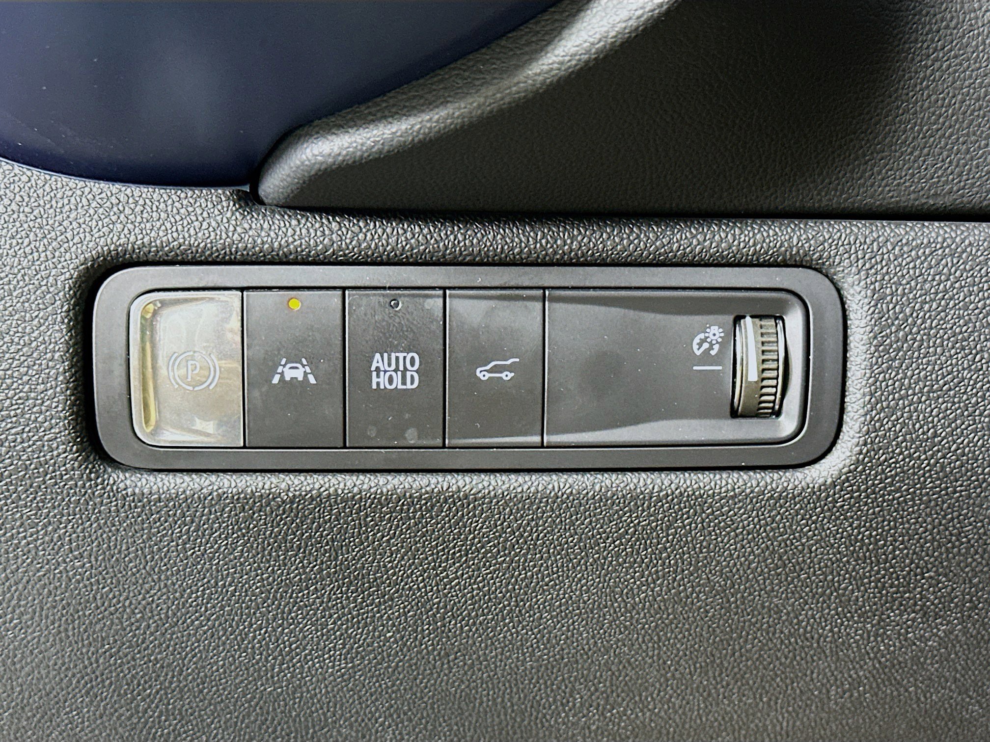 Used 2024 Chevrolet Equinox EV LT image 17