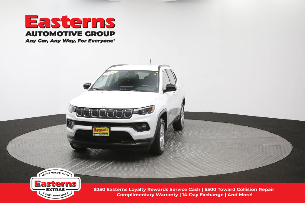 Used 2022 Jeep Compass Latitude w/ Convenience Group AWD/4WD image 54
