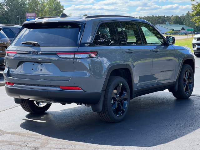 New 2027 Jeep Grand Cherokee Limited w/ Limited Altitude Package AWD/4WD image 45