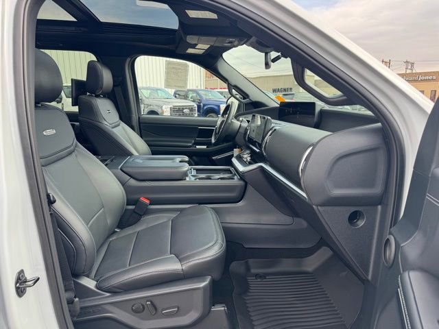 New 2026 Ford Expedition Max Platinum w/ Stealth Performance Package image 41