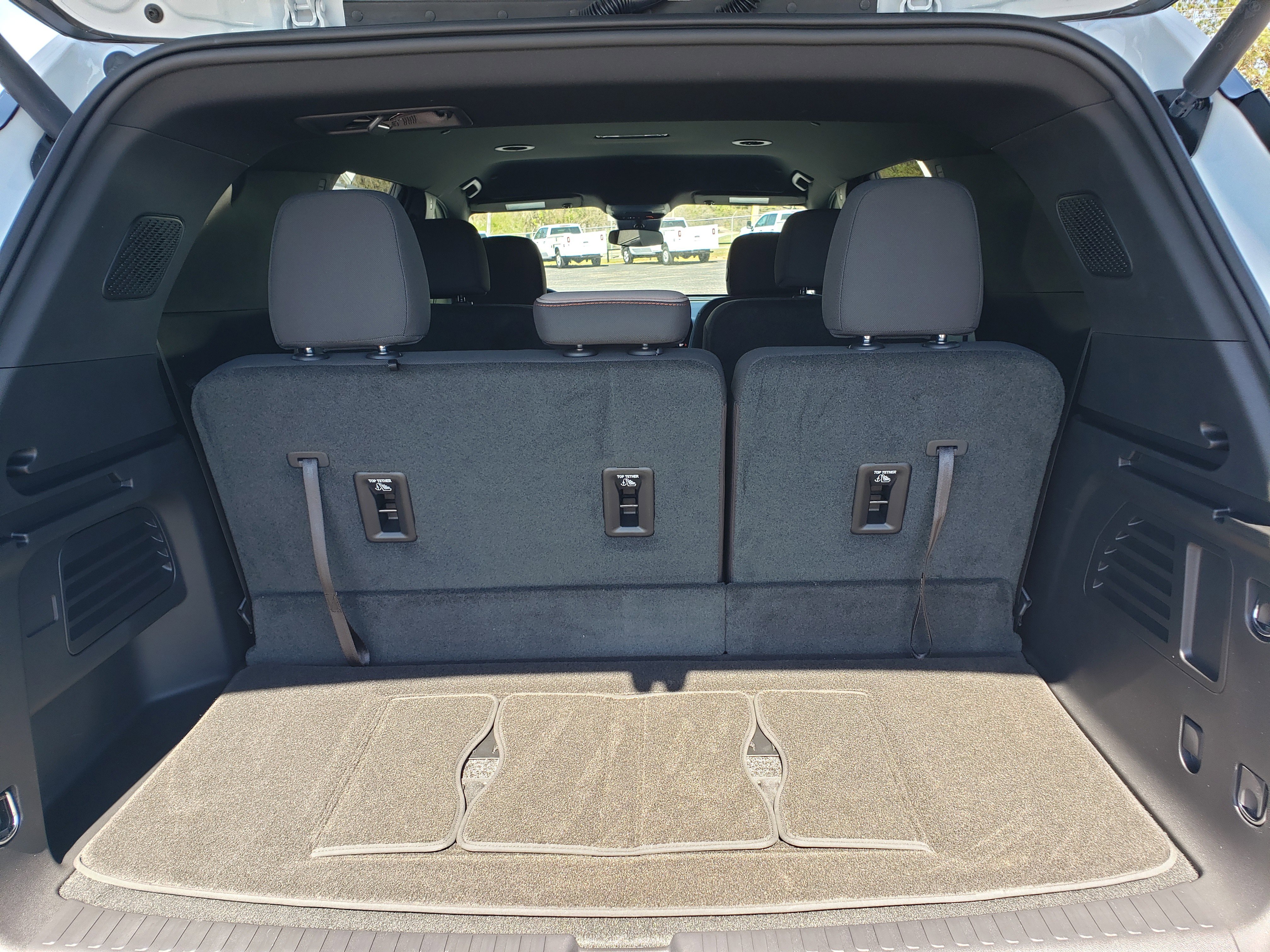 New 2026 Chevrolet Traverse LT w/ LPO, Floor Liner Package image 10