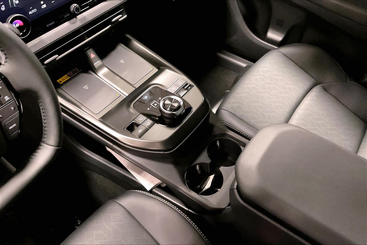 New 2026 Subaru Uncharted AWD image 7