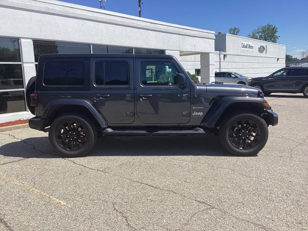 Used 2023 Jeep Wrangler Unlimited Sahara w/ Cold Weather Group AWD/4WD image 2