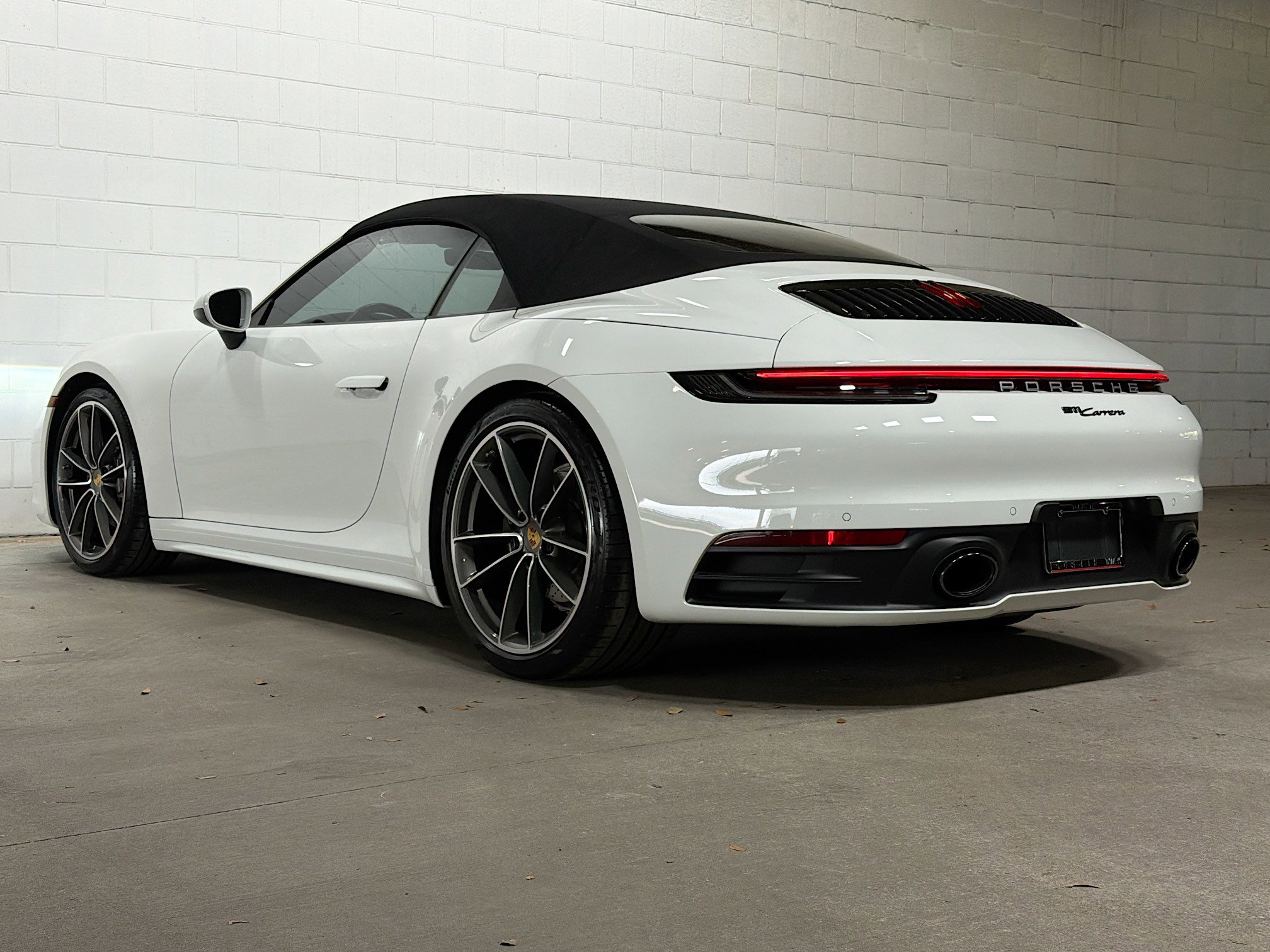 Certified 2020 Porsche 911 Carrera image 3