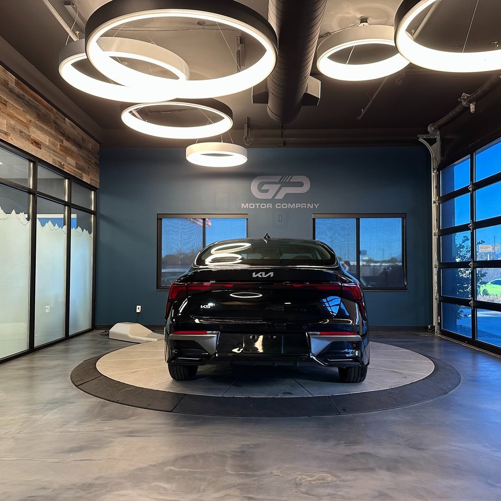 Used 2025 Kia K5 LXS image 4