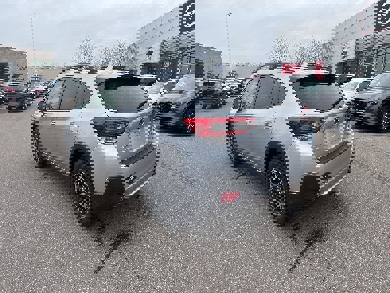 Used 2020 Subaru Crosstrek 2.0i Premium w/ Moonroof Package 1 image 7