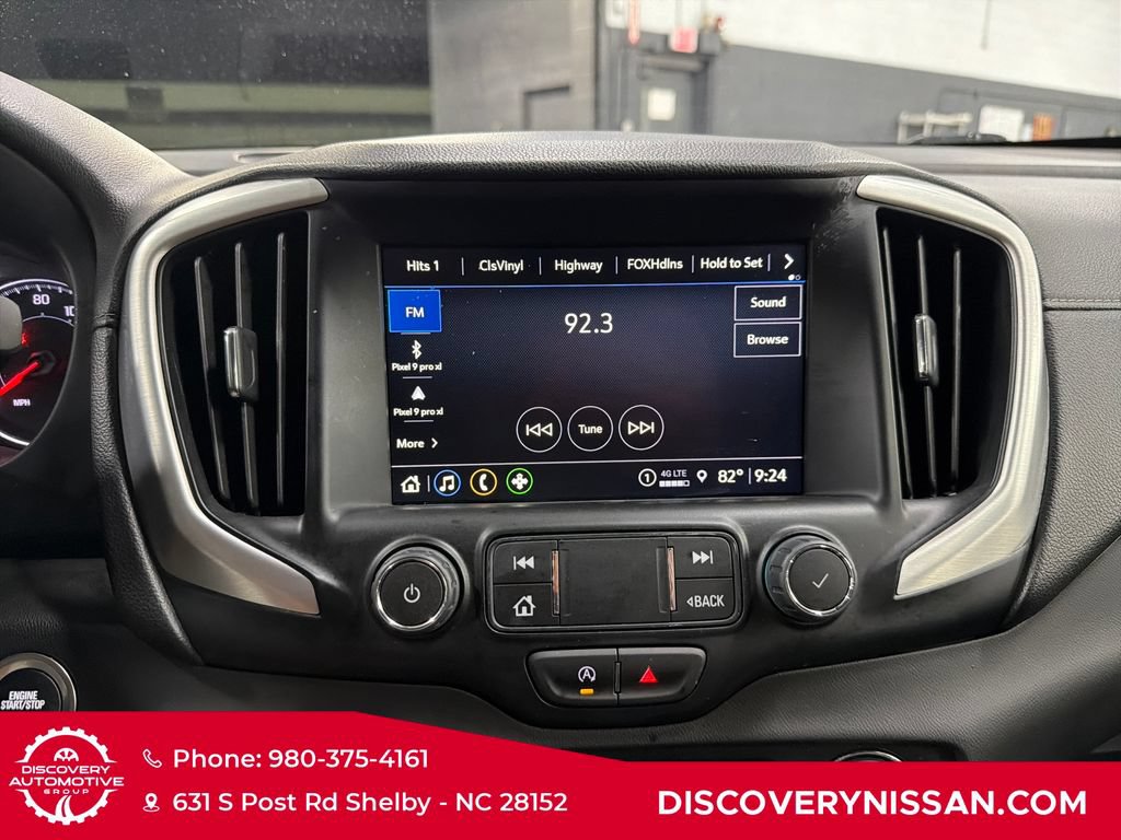Used 2024 GMC Terrain SLT AWD/4WD image 19