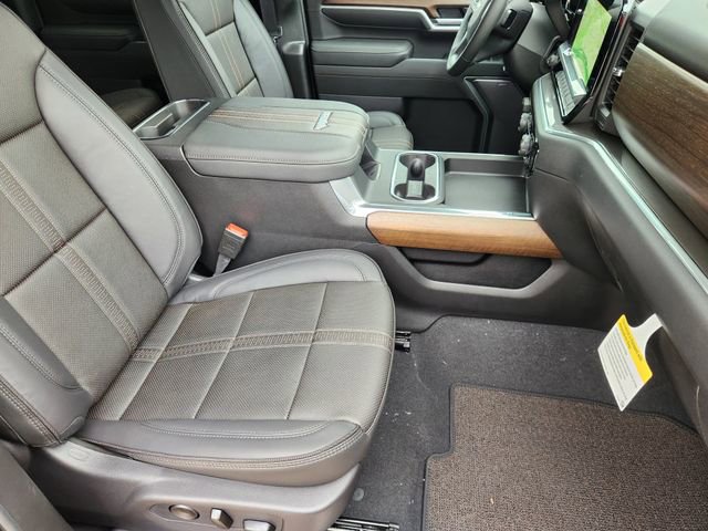 New 2026 Chevrolet Silverado 2500 High Country w/ High Country Premium Package AWD/4WD image 19