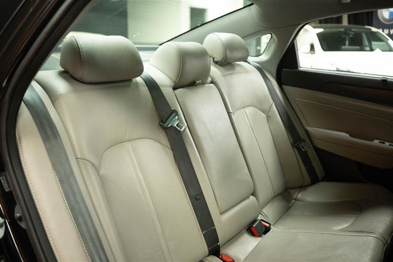 Used 2015 Hyundai Sonata Limited w/ Option Group 05 image 16