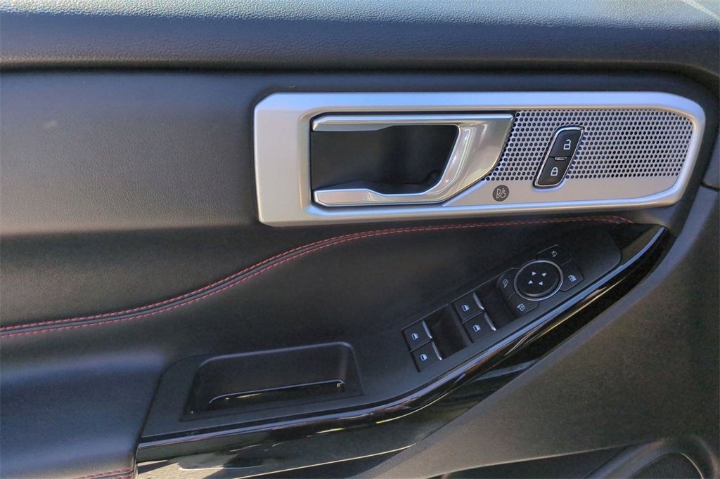 Used 2022 Ford Explorer ST-Line image 32
