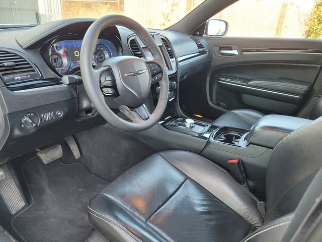 Used 2023 Chrysler 300 S w/ Comfort Group RWD image 11