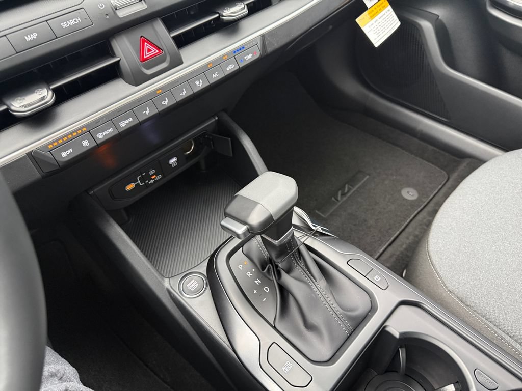 New 2026 Kia K4 FWD image 19