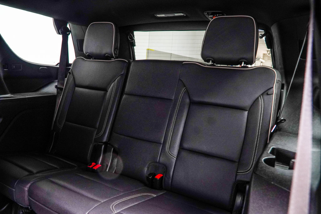 Used 2025 Chevrolet Tahoe Premier AWD/4WD image 51