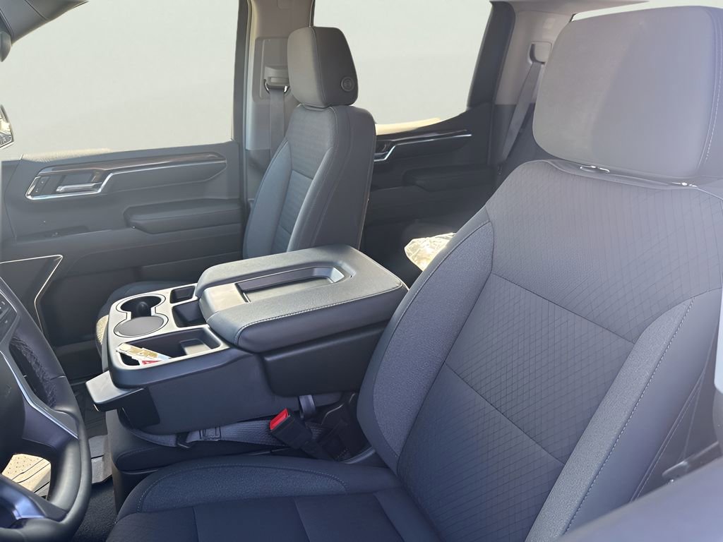 Used 2024 Chevrolet Silverado 1500 LT image 12