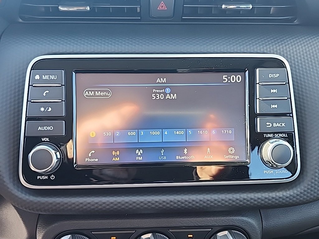 Used 2025 Nissan Kicks Play S image 25