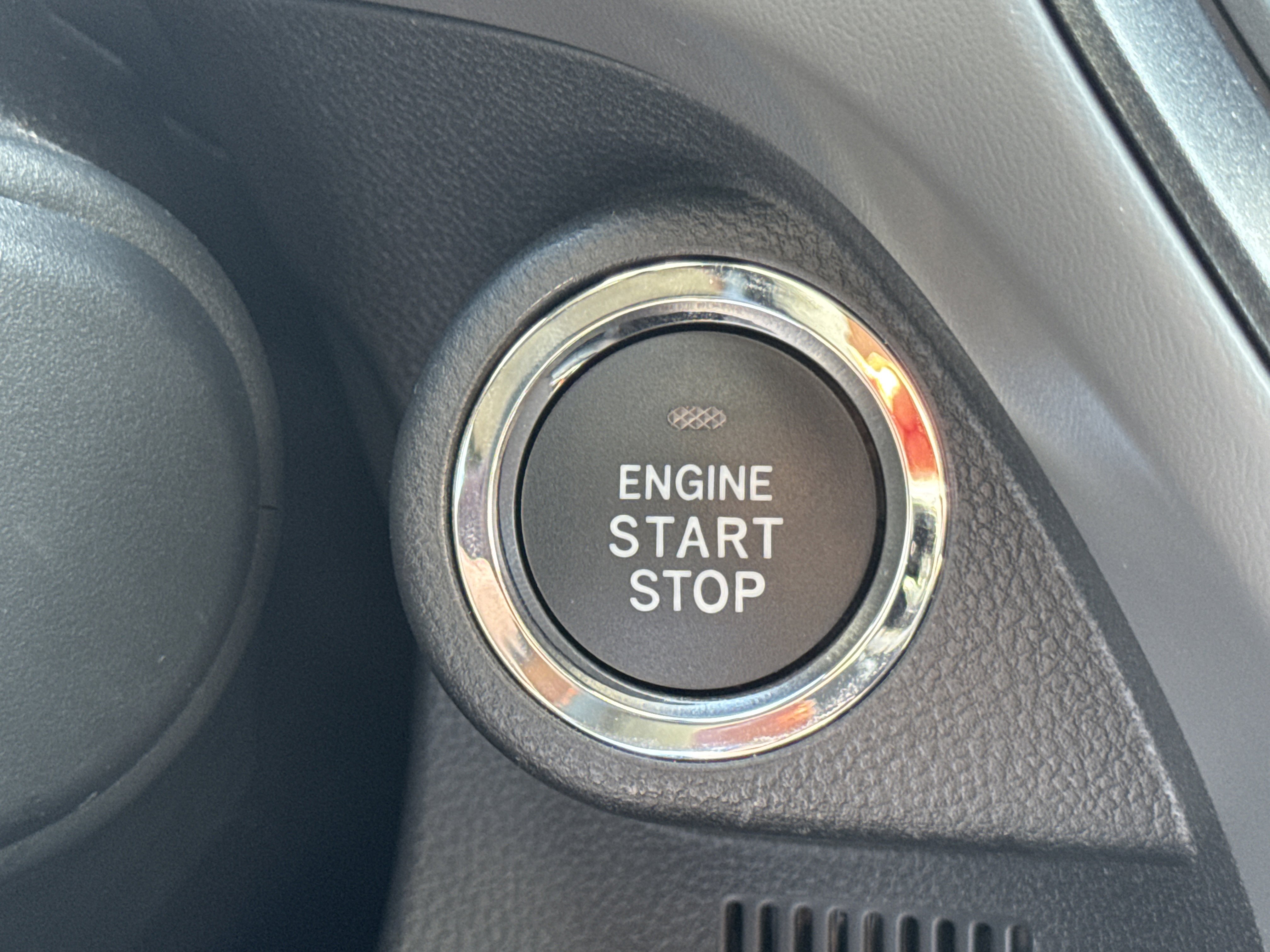 Certified 2025 Subaru Crosstrek 2.5i Limited w/ Crosstrek Mirror Package image 18