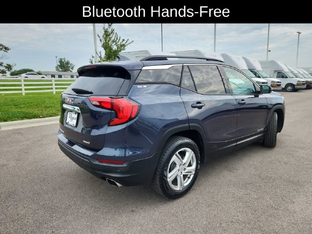 Used 2019 GMC Terrain SLE w/ GMC Pro Grade Package AWD/4WD image 9