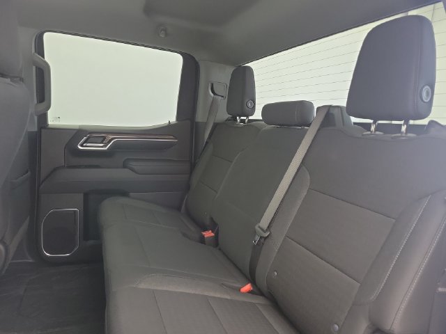 Used 2025 Chevrolet Silverado 1500 LT RWD image 11