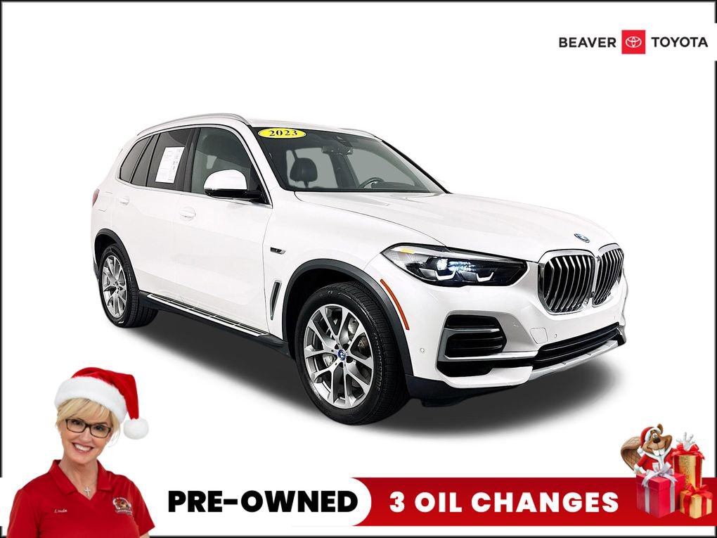 Used 2023 BMW X5 xDrive45e video 1