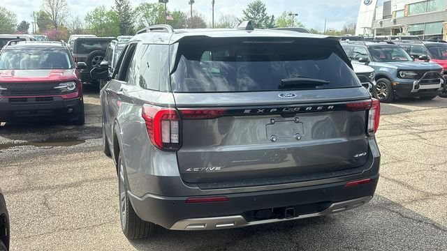 New 2026 Ford Explorer Active AWD/4WD image 5