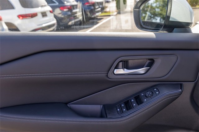 New 2026 Nissan Rogue SV w/ SV Premium Package image 10