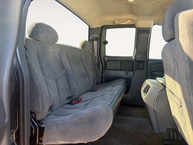 Used 2005 Chevrolet Silverado 2500 LS AWD/4WD image 4