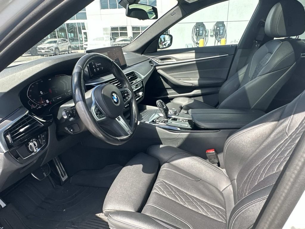 Used 2023 BMW 530i xDrive w/ M Sport Package AWD/4WD image 17