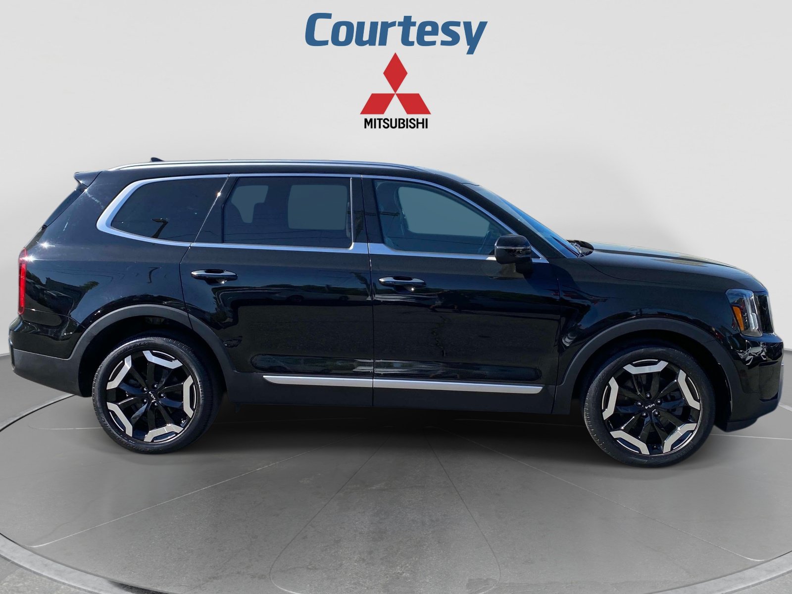 Used 2023 Kia Telluride S AWD/4WD image 7