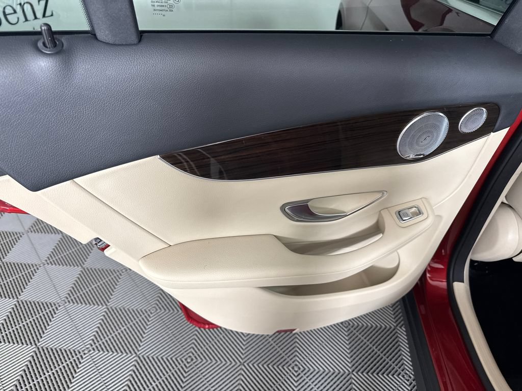 Certified 2021 Mercedes-Benz GLC 300 image 23