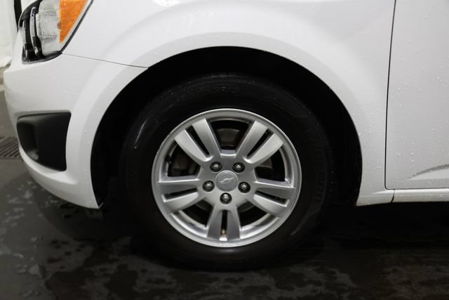 Used 2013 Chevrolet Sonic LT FWD image 7