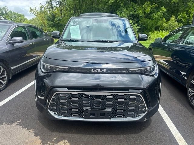 Used 2023 Kia Soul GT-Line w/ GT-Line Technology Package FWD image 3